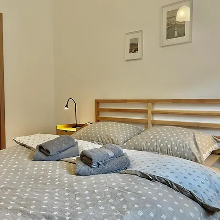 - K Lanovce Apartment *